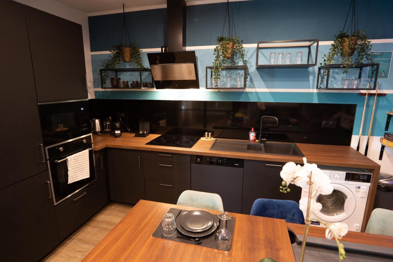 Capsule Gaming Balneo & Billard & Babyfoot & Sauna 2 Apartamento *